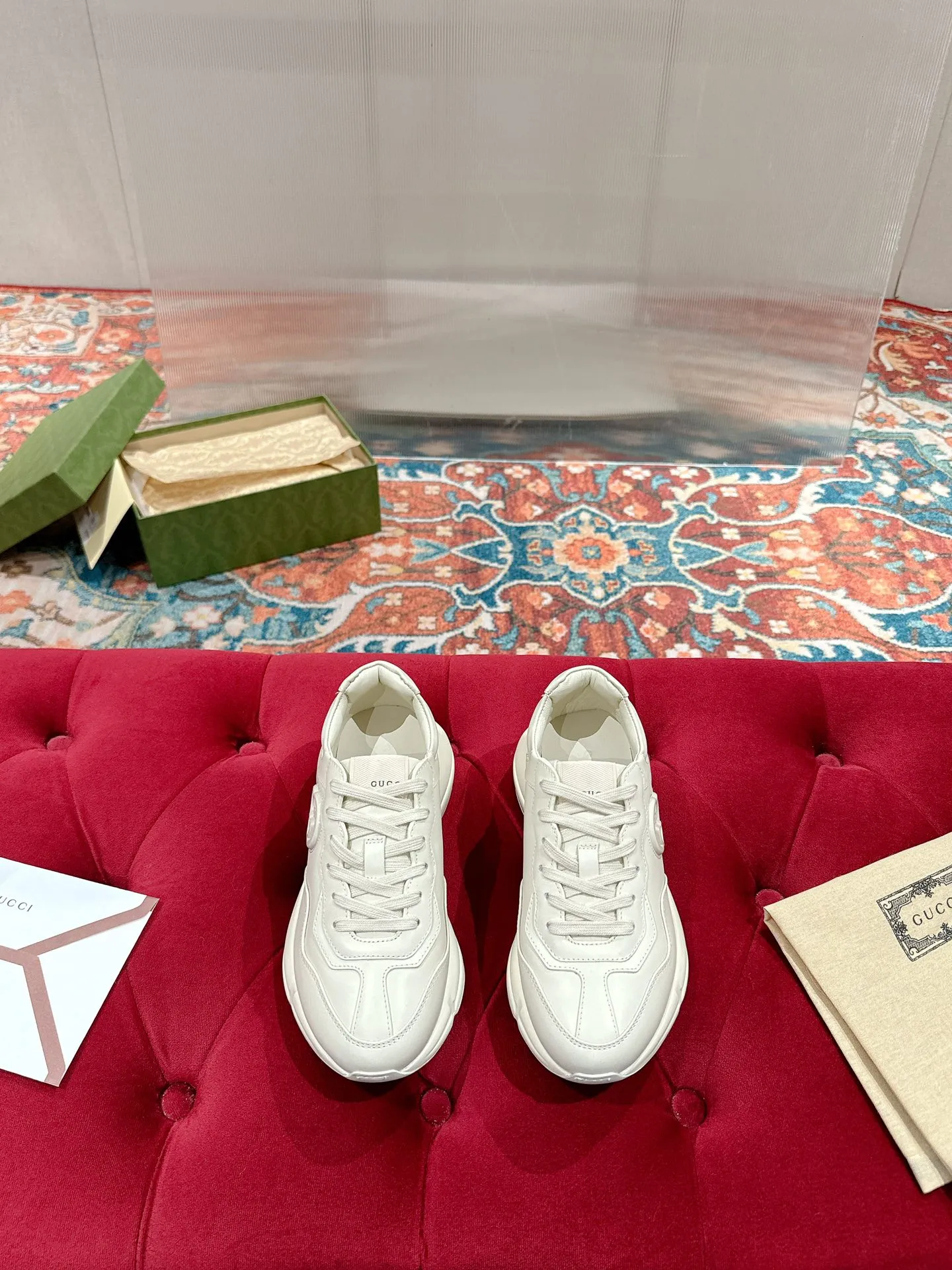👟👟Ex-factory price 700👟👟 Men's size +10 🇮🇹Italy🇮🇹Gucci GUCCI🇮🇹Dad shoes (purchase level) (original replica) 👑 The original version purchased by Taikoo Hui has been continuously improved and upgraded in details, from the packaging of the shoes - anti-counterfeiting markings - shoe box accessories - fabric optimization - outsole technology - stitching and routing - oil edge technology. We do our best ◼️ Outsole: original plate molding ◼️ Upper: original grade A imported cowhide 🐮 ◼️ lining: original grade A mixed sheepskin 🐑 ◼️ Feet: original grade A mixed sheepskin 🐑 ◼️ Medium and low belt LOGO + original injection molding foot technology + original lasting technology ◼️ Original full set of customized packaging (anti-counterfeiting chip + a cloth bag + GUCCI card envelope + electronic invoice with credit card slip + shoelaces) ◼️ All details of the higher version are consistent with the original version (note the comparison) ◼️ Code number: 35-40 for women and 39-44 for men